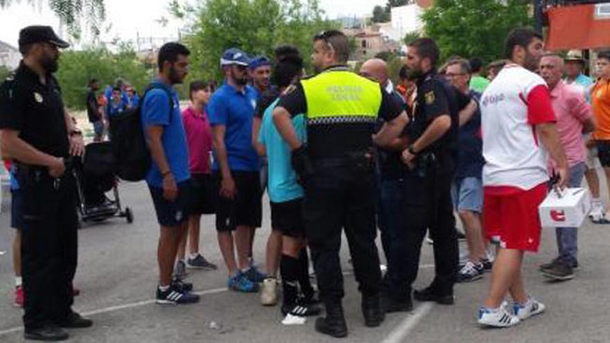 Un árbitro y el padre de un jugador, agredidos