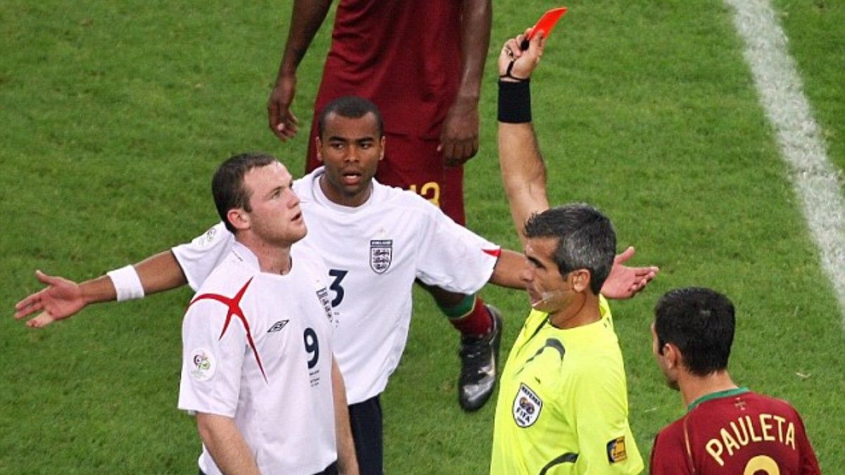 Wayne Rooney se mosqueó con Cristiano tras su expulsión en 2006 | AFP/Getty Images