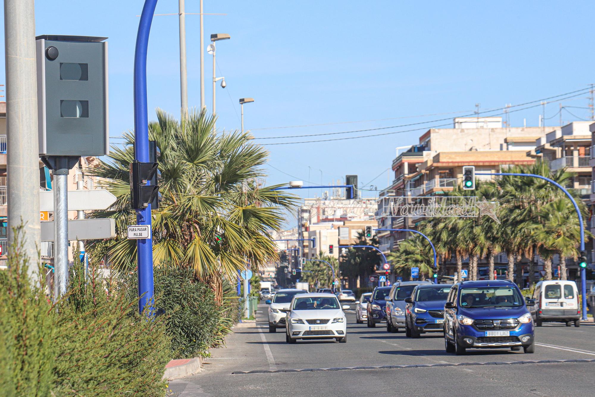 Torrevieja controla la velocidad de los vehículos dentro de la ciudad con tres nuevos radares fijos