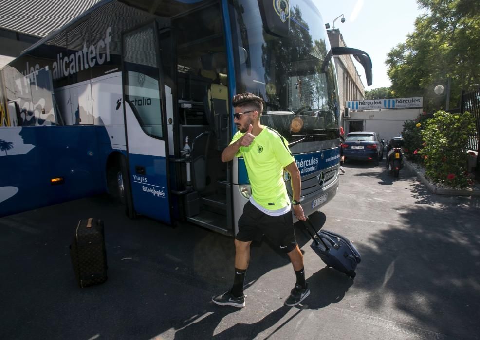 El Hércules en su salida a Badalona