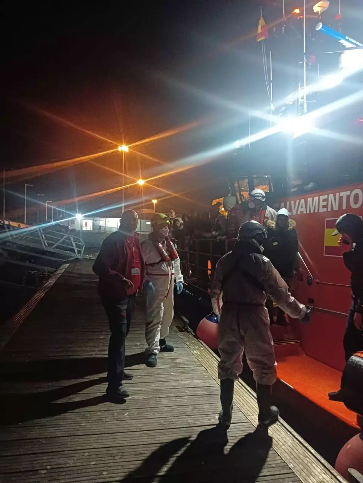 Interceptan a 28 inmigrantes en dos pateras en Santa Pola y Torrevieja