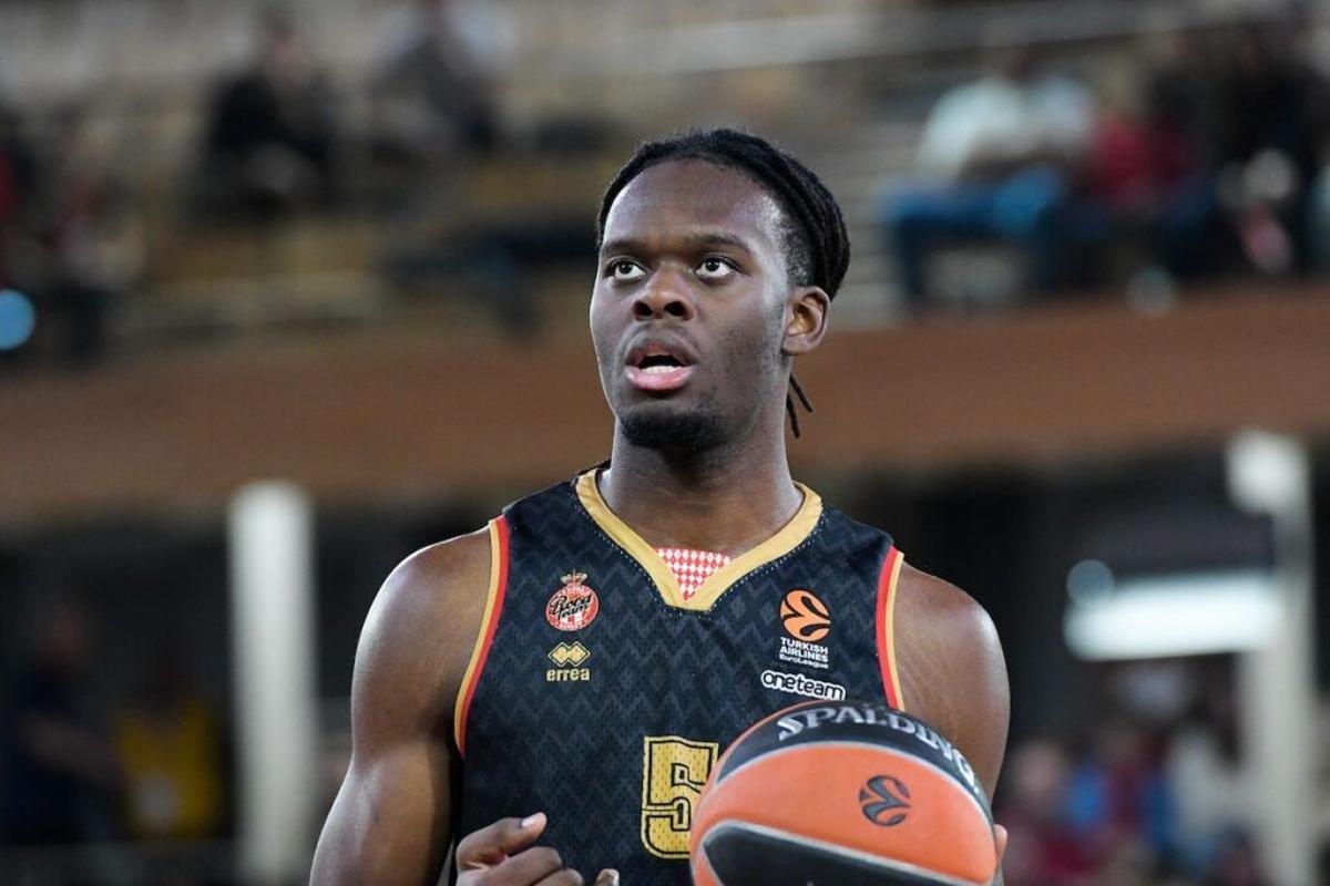 El ala-pívot francés estaría dispuesto ahora a fichar por el Barça después del intento fallido el pasado verano