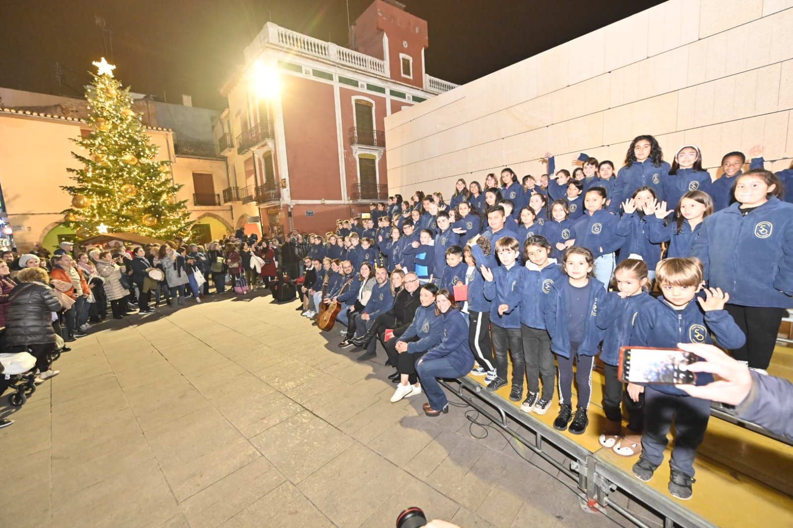 Encesa de las luces del árbol de Navidad de Vila-real