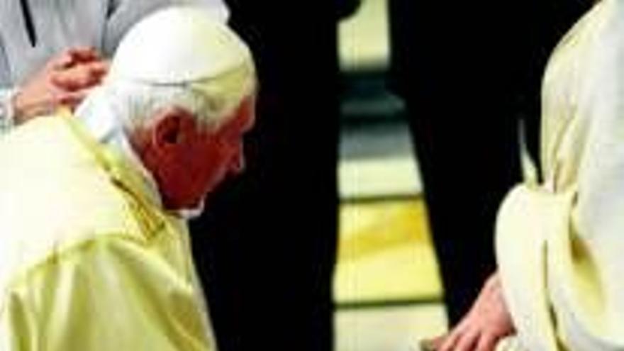 El Papa elude hablar de los abusos de sacerdotes en las misas del jueves