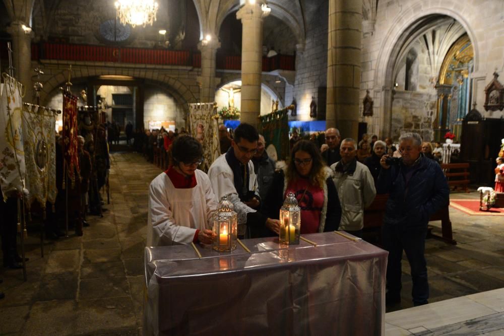 La Luz de la Paz de Belén ilumina Cangas