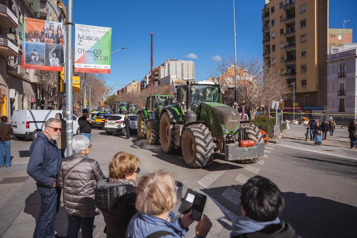 Les fotos de la marxa dels pagesos gironins cap a Barcelona
