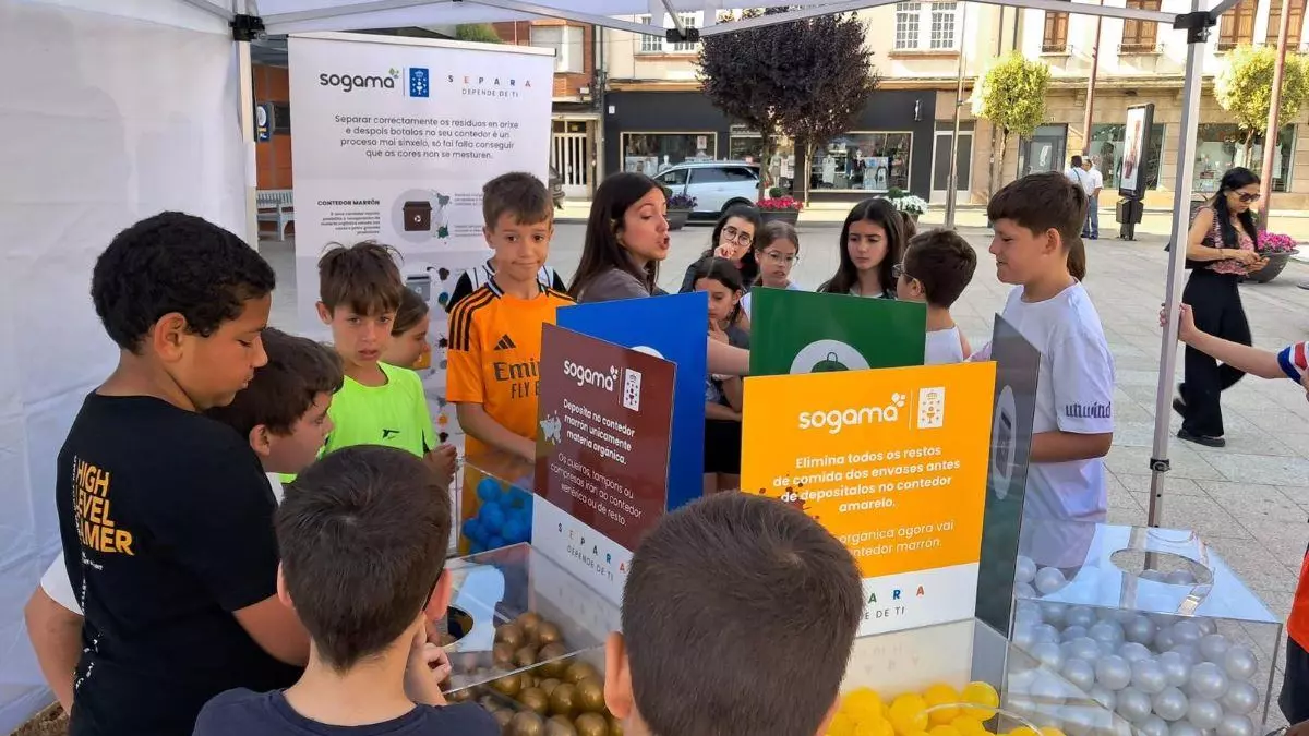 El aula itinerante de Sogama recorre Galicia para ayudarnos a reciclar mejor