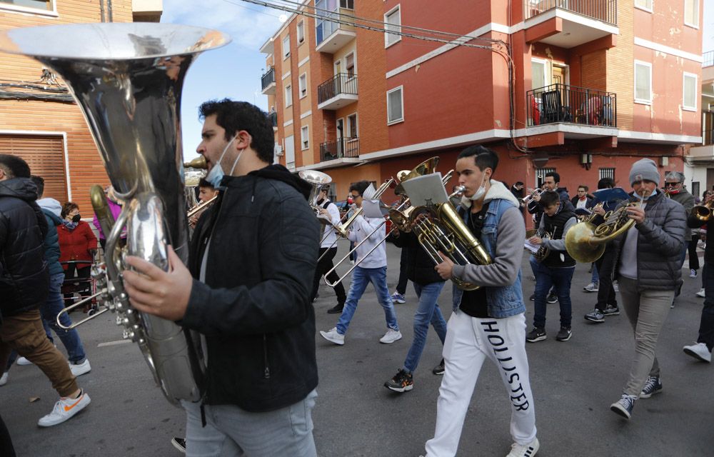 Faura disfruta de la Pujà de Santa Bárbara.