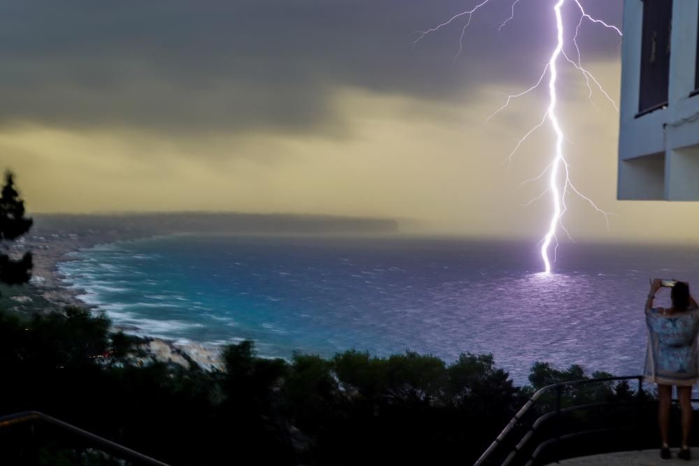 Un rayo sobre Formentera