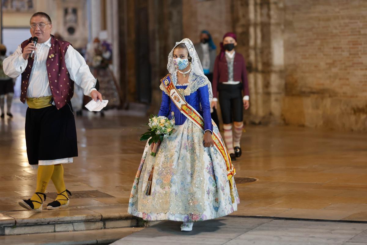 Búscate en el primer día de Ofrenda por las calles del Mar y Avellanas entre las 21:00 y 22:00 horas