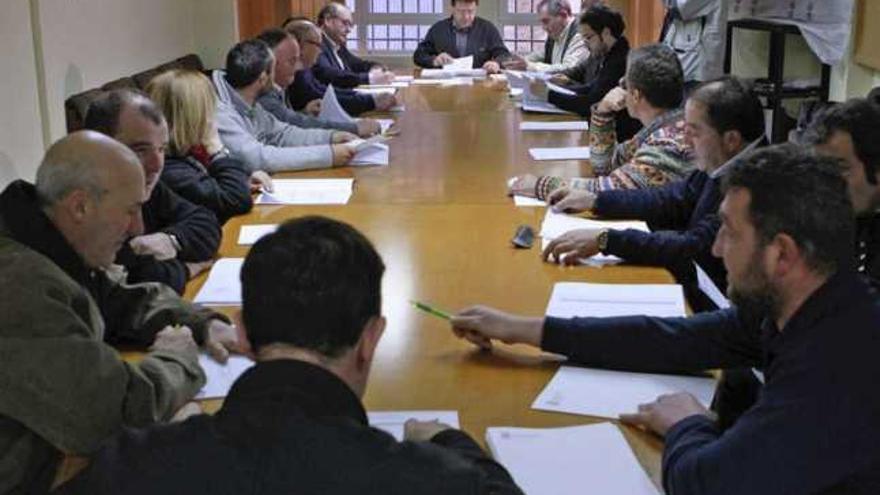 Miembros de la Cámara Agraria Provincial de Zamora durante el pleno ordinario celebrado ayer.