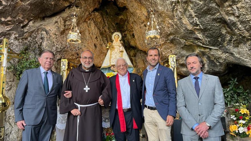 Mensajeros de la Paz celebra sus 60 años ante la Santina: &quot;Hay que dar esperanza e ilusión&quot;