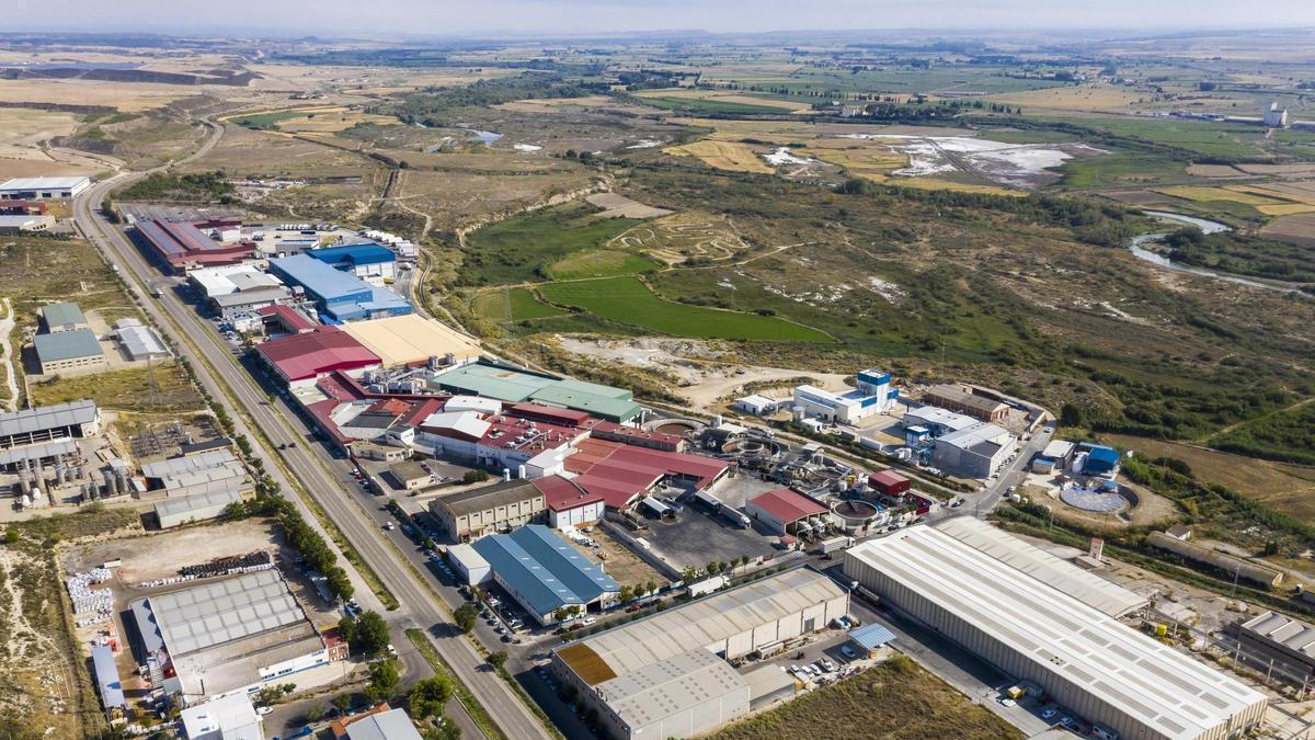 Vista aérea del como industrial del Grupo Jorge en el polígono El Campillo de Zuera (Zaragoza), donde se ubica la planta de Copersam Red.