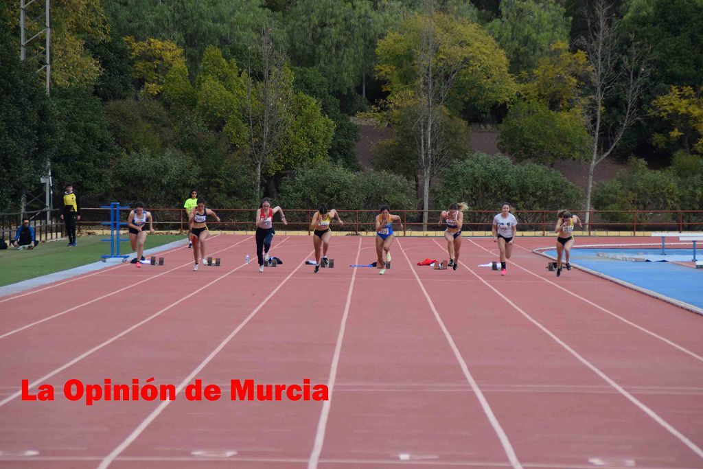 Regional absoluto y sub-23 de atletismo en Lorca