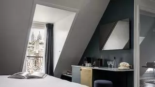 El hotel que no puedes perderte en tu próxima visita a París: en uno de los barrios más vibrantes, con vistas sobre los tejados de la ciudad y una propuesta gastro increíble