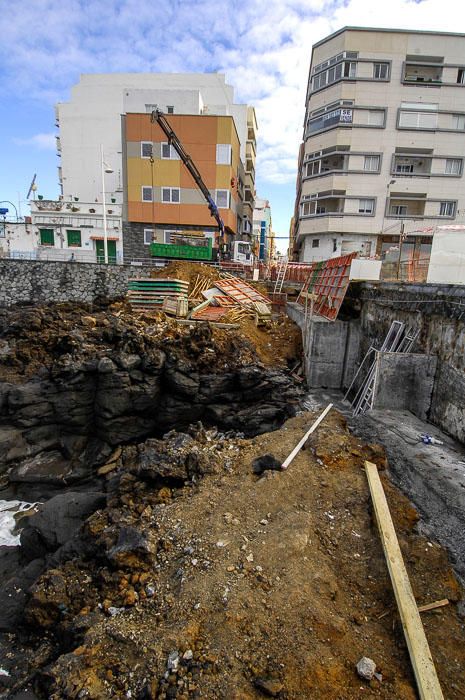 MAL ESTADO DE LA PLAZA DE LA PUNTILLA