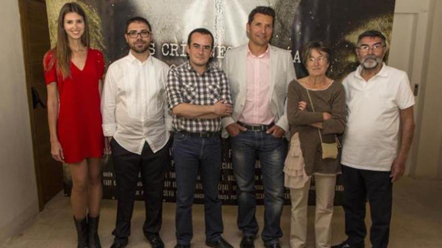 Directores y elenco de ´Los crímenes del Día de Todos los Santos´ en el Teatro España.