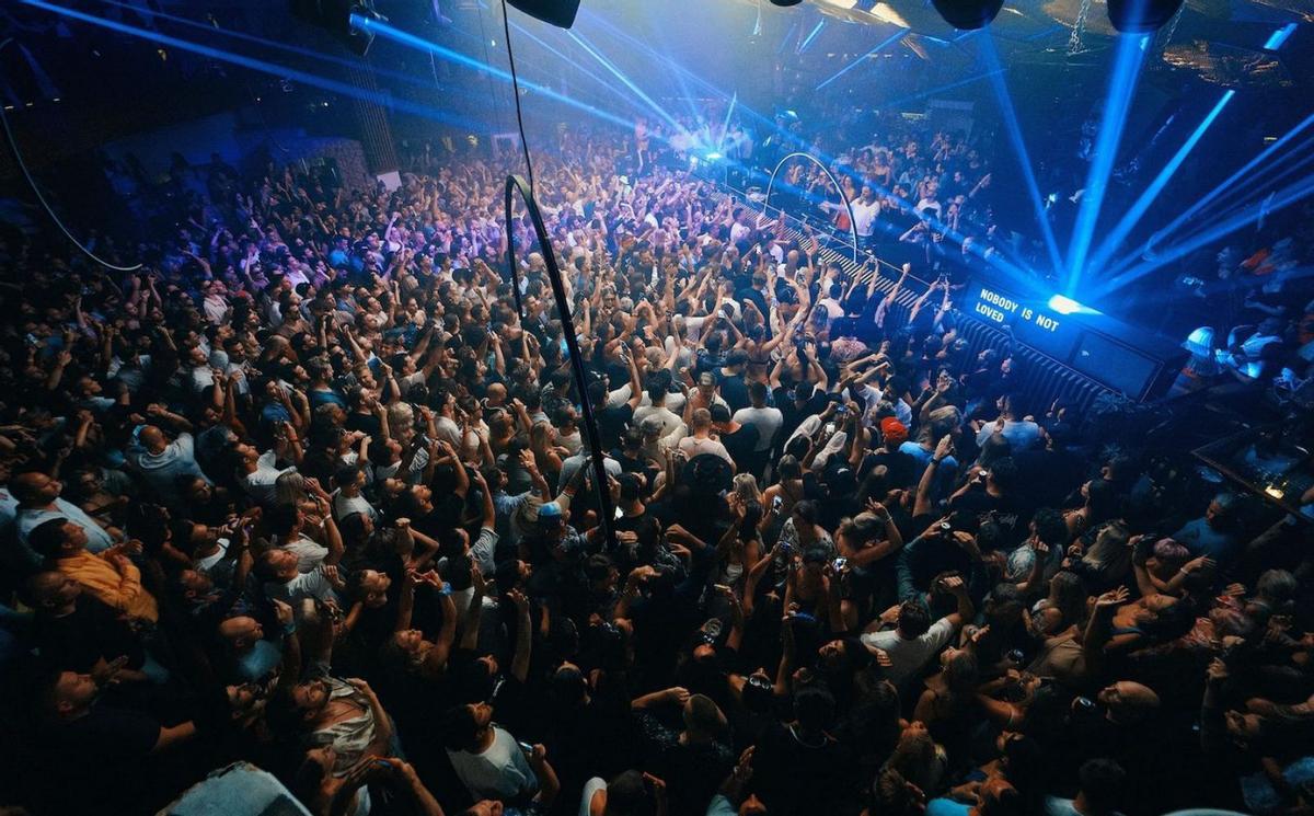 El dj Solomun en una de sus fiestas en Pacha Ibiza la temporada pasada. | PACHA IBIZA