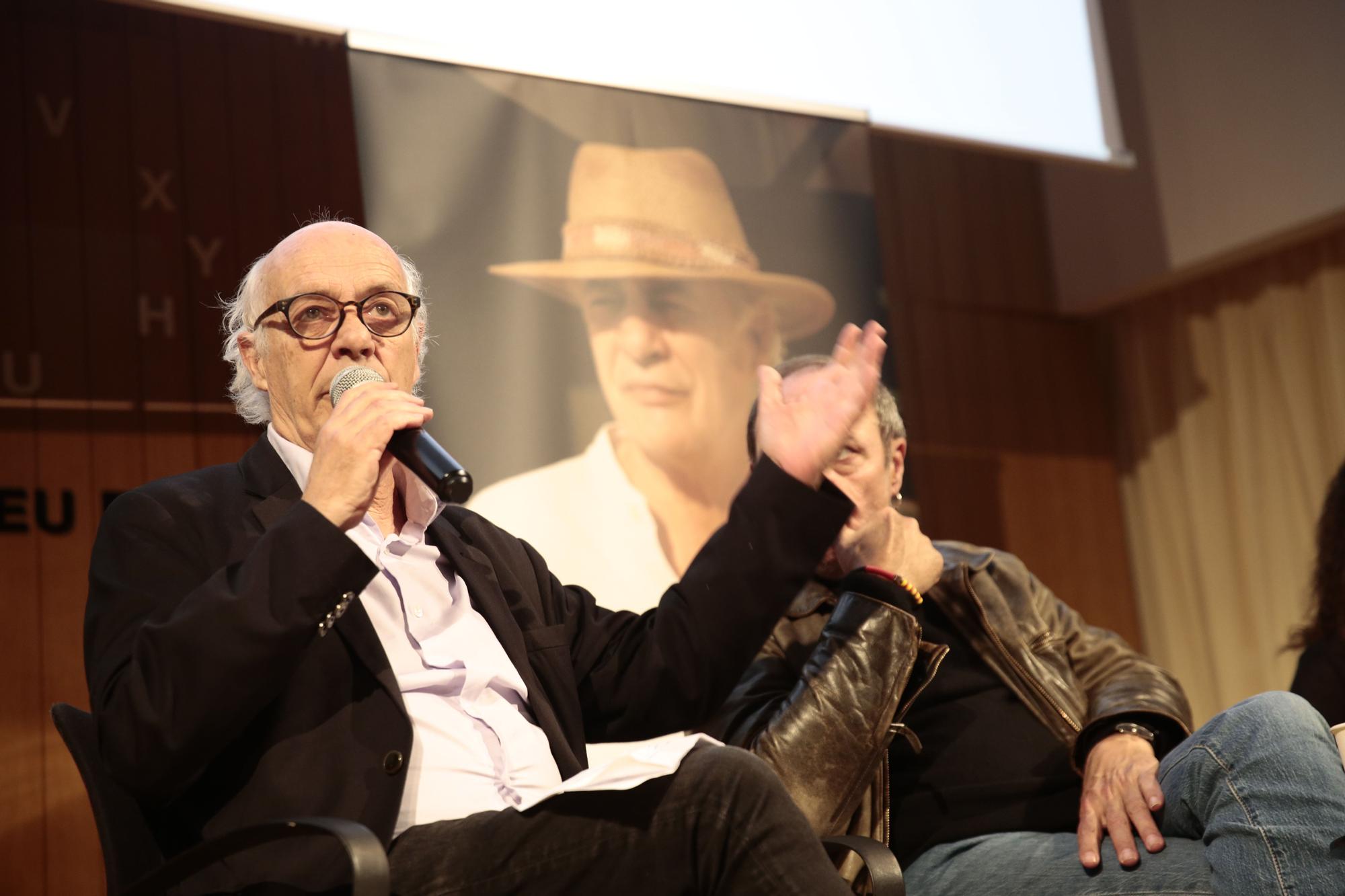 El cantautor Joan Isaac, en la rueda de prensa de este martes en Barcelona