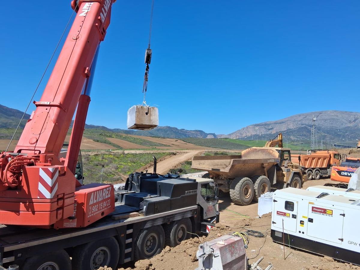 Obras en el entorno de Álora.