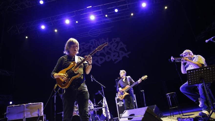 Jazz entre amigos con Mike Stern y su banda