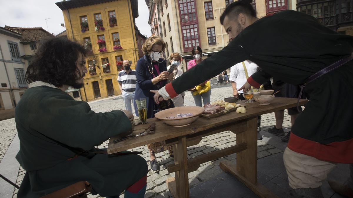 Oviedo revive su pasado medieval