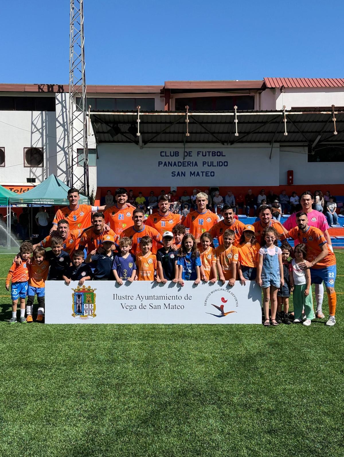 Once inicial del Panadería Pulido San Mateo en su duelo ante el Mensajero.