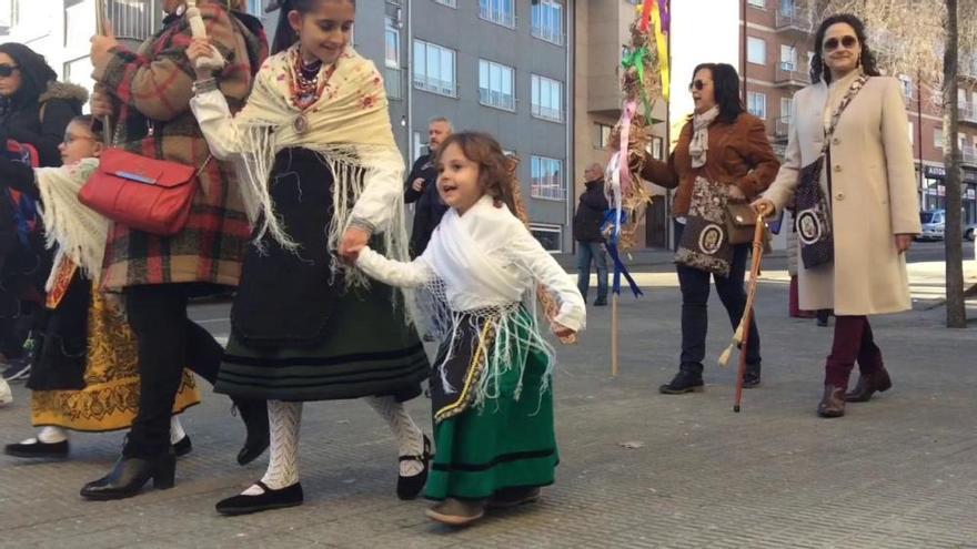 Las águedas de San Lázaro honran a su patrona