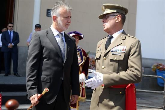 Ángel Víctor Torres, en los actos de la festividad de la Virgen de Candelaria