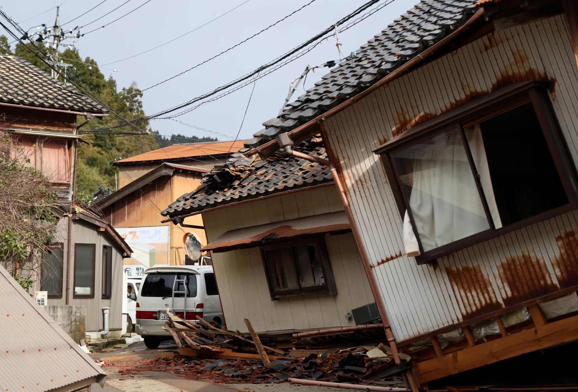 At least 48 people killed in strong earthquake in central Japan