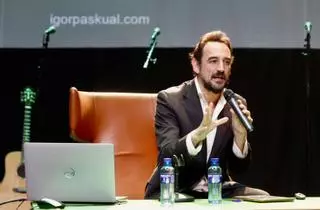 Arranque rockero del Poex de Gijón: "Criticar el trap es hacer trampa", advierte Paskual