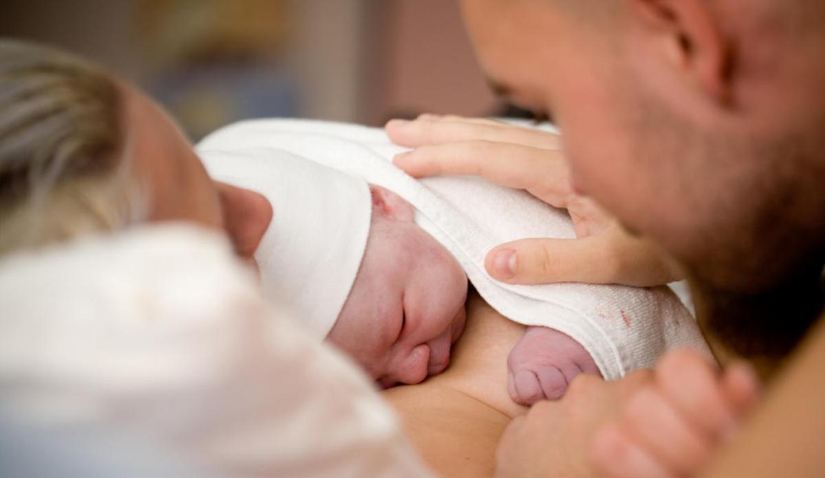 Son varios los trámites que hay que realizar al nacer un bebé