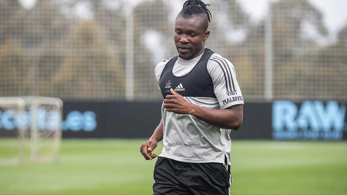 Aidoo en un entrenamiento del Celta