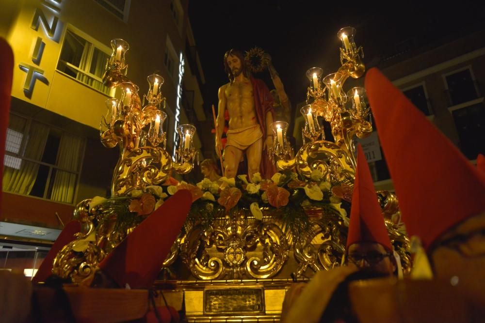 Sábado de Pasión:Procesión de la Caridad