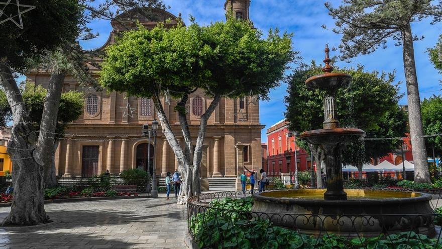 Gáldar durante la Semana de las Flores a finales de diciembre