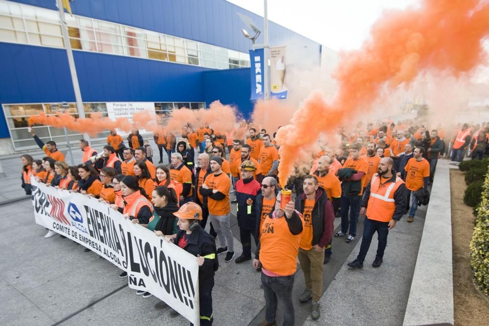 Este sábado, los trabajadores convocan una concentración en la plaza de María Pita.