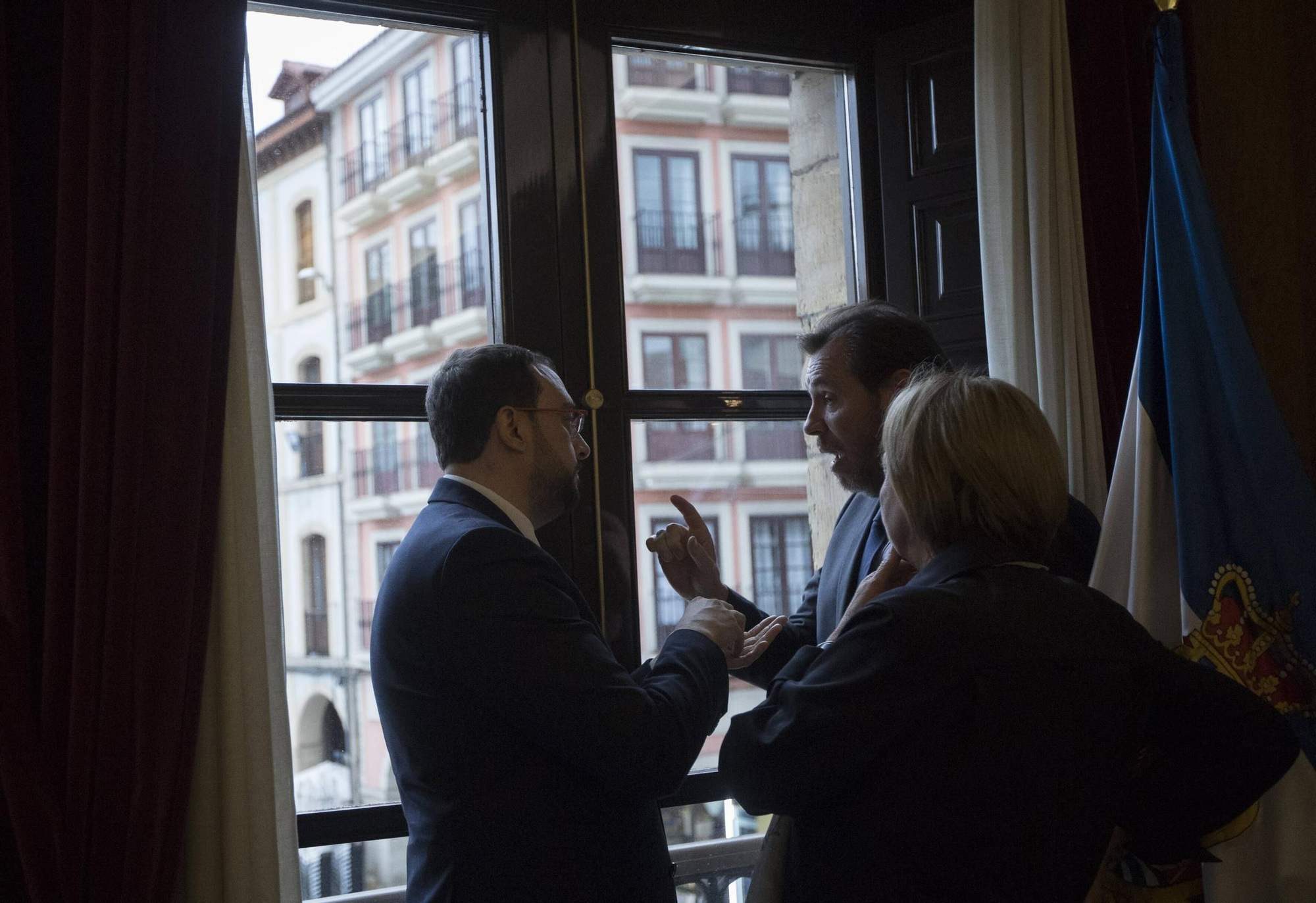 EN IMÁGENES: Así ha sido la visita a Avilés de Óscar Puente, ministro de Transportes y Movilidad Sostenible
