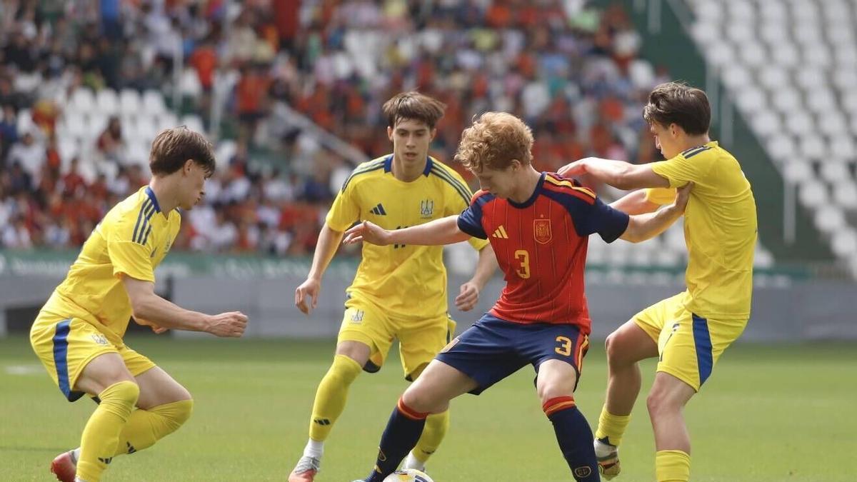El encuentro España - Ucrania sub 17, en imágenes