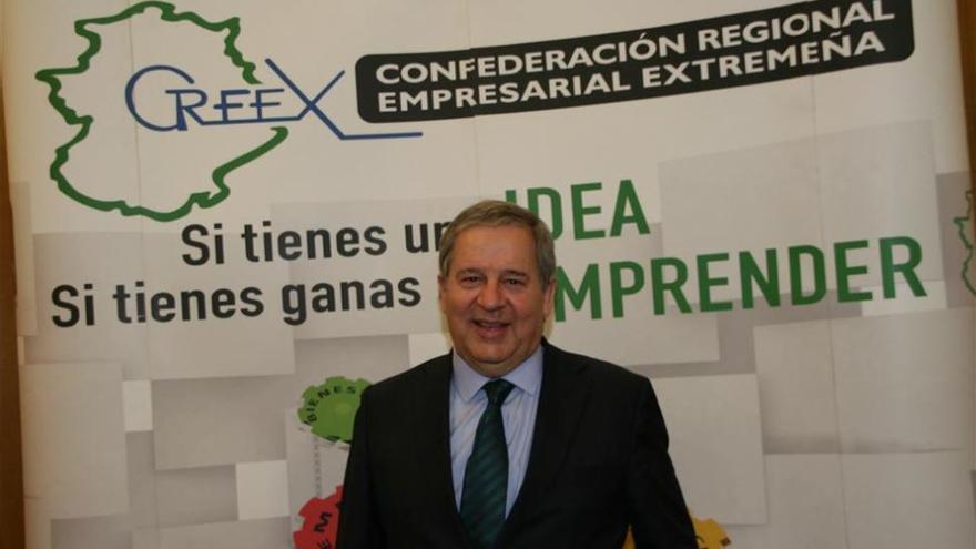 Pedro Castro sustituye a Antonio Masa como presidente de los empresarios extremeños