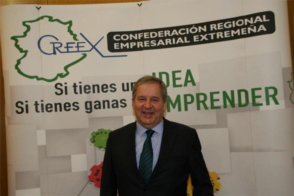 Pedro Castro sustituye a Antonio Masa como presidente de los empresarios extremeños