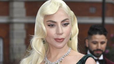 Cinco productos irresistibles de la nueva firma de maquillaje de Lady Gaga que las mujeres de más de 40 años necesitan tener en su neceser