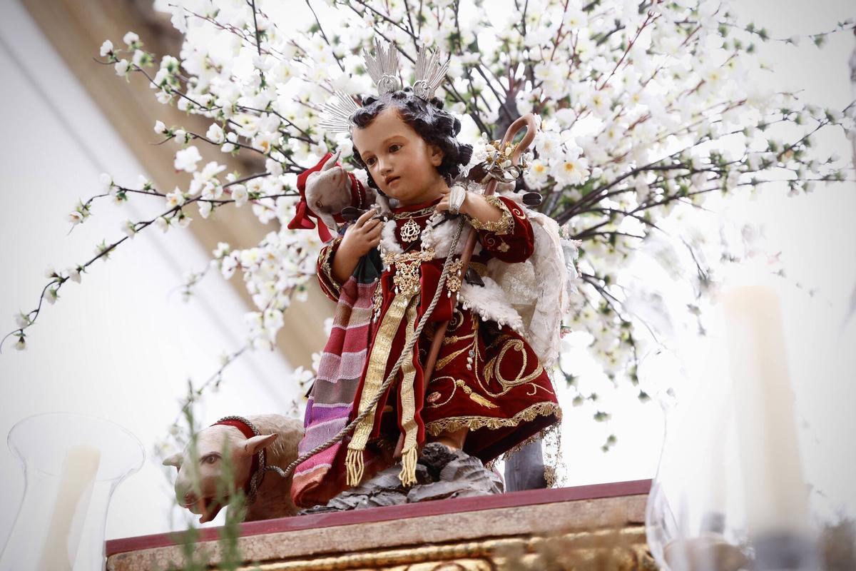 Procesión del Divino Pastorcillo desde la Plaza de Capuchinos