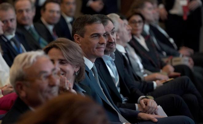 Pedro Sánchez y Teresa Ribera durante la inauguracion de la IV edición del foro Fondos Europeos .