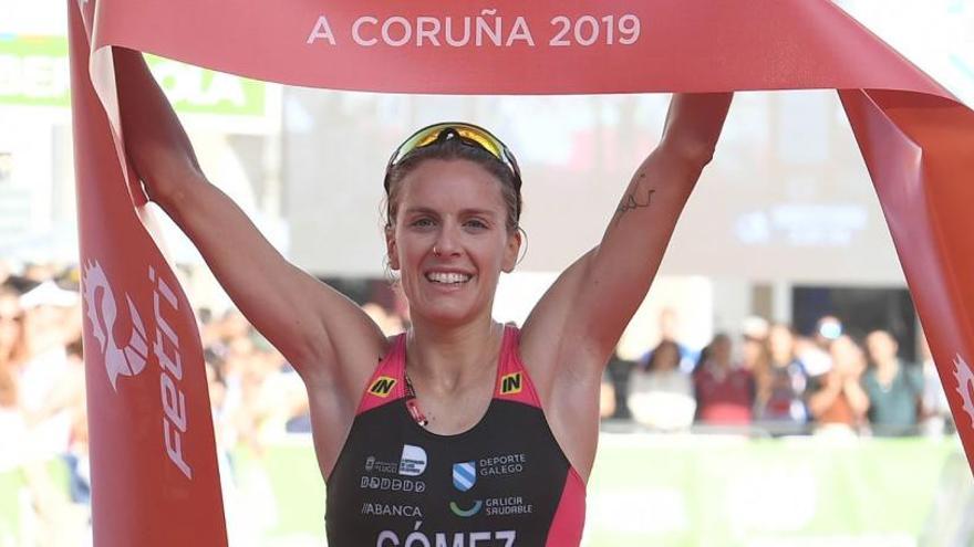 La ilicitana Tamara Gómez cruza la meta del Campeonato de España en A Coruña