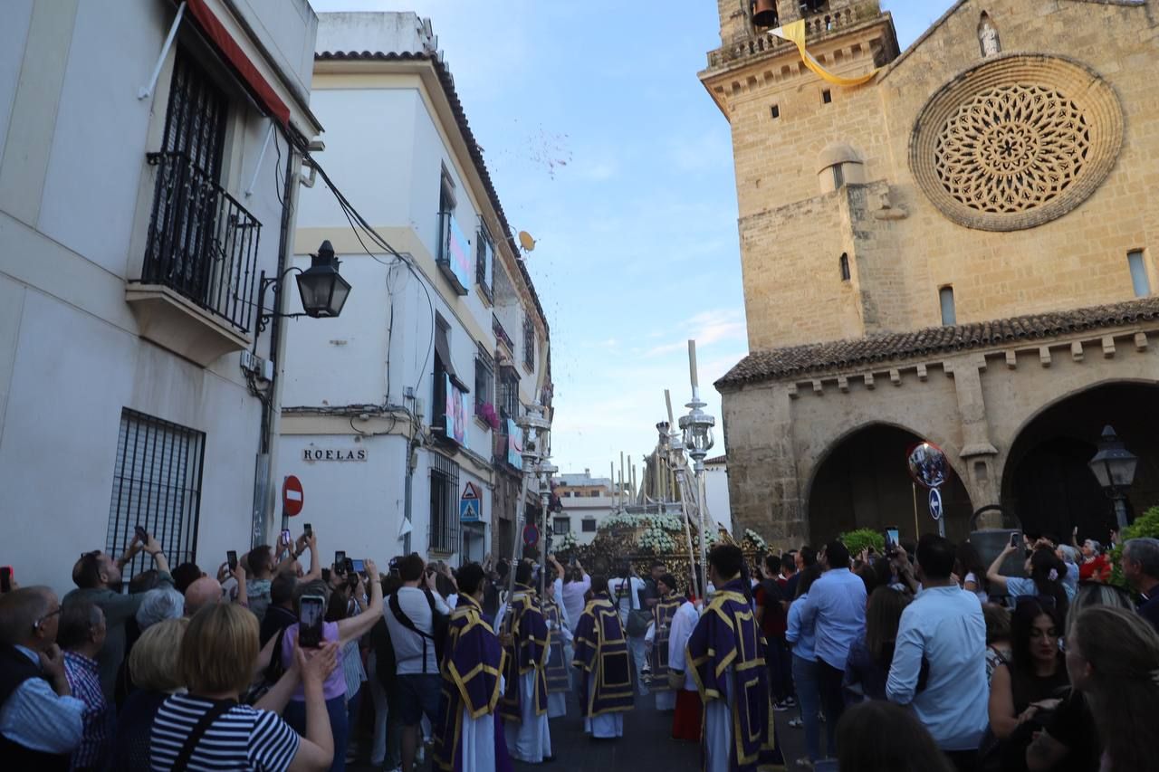 La Procesión de la Virgen de los Remedios, en imágenes