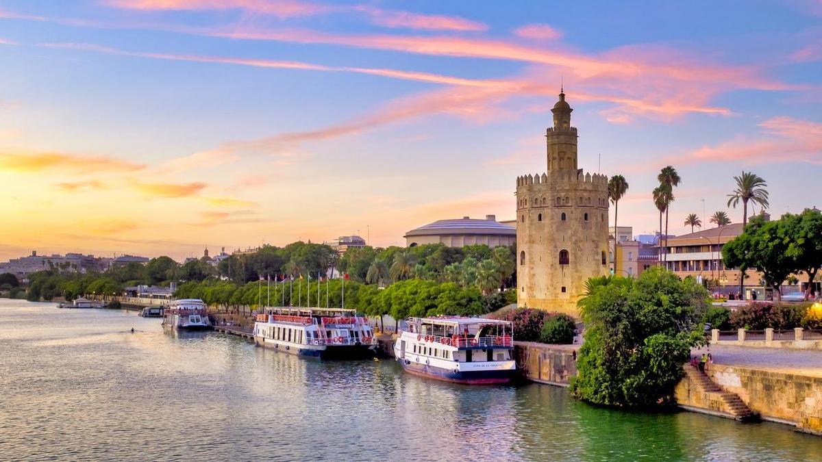 El único gran rio navegable de España se ha convertido en el destino favorito de los mayores de 65 años