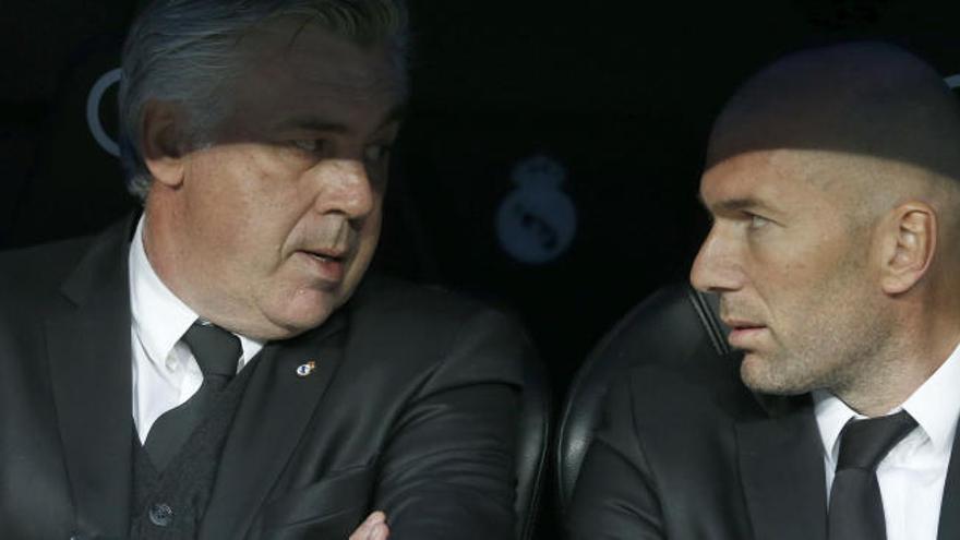 Florentino se plantea cambiar a Ancelotti por Zidane