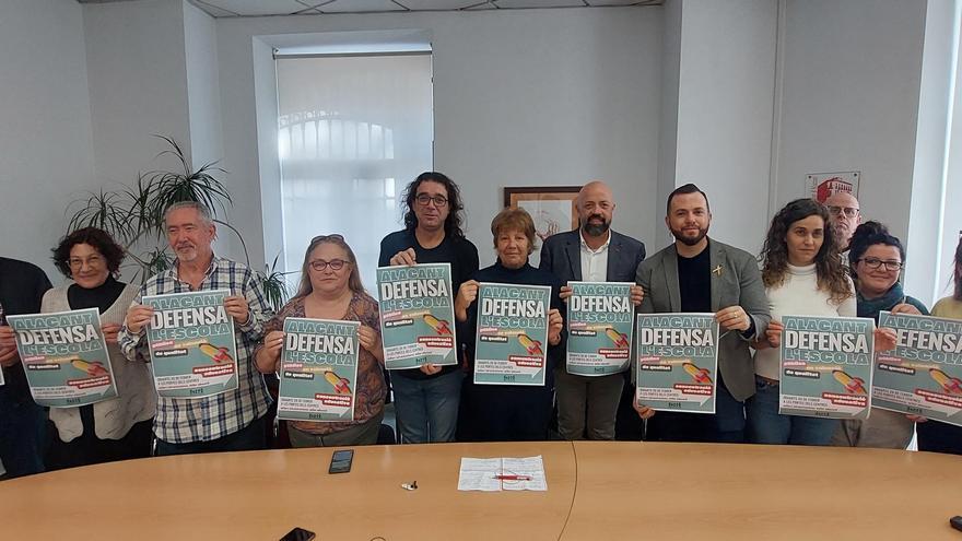Colectivos que defienden la escuela pública reclaman un plan de mejora de colegios en Alicante