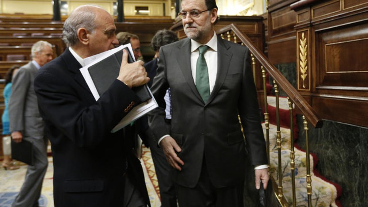 Fernández Díaz y Rajoy, en un pleno del Congreso, el pasado día 2.