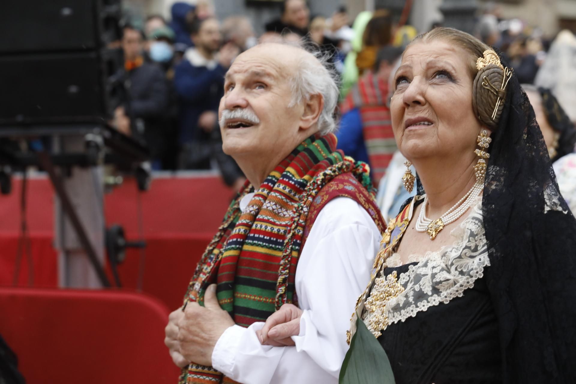 Búscate en el primer día de Ofrenda por la calle Quart (entre las 115.30 y las 17.00 horas)